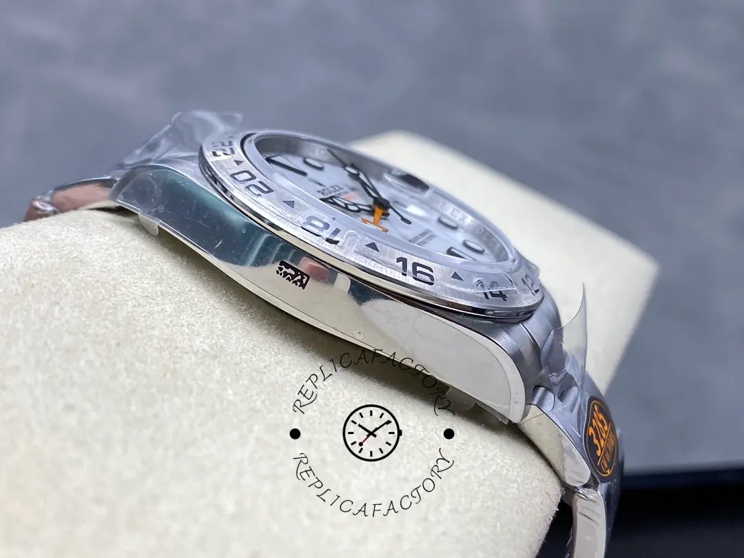 Side profile of the Rolex Explorer II m226570 0001, showing case thickness and bezel teeth.