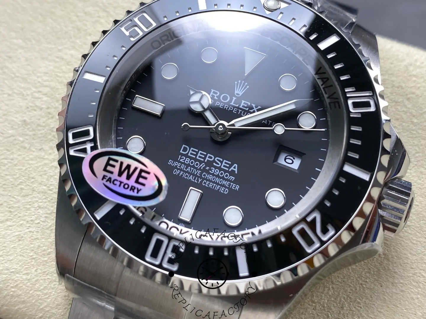 Rolex Deepsea 136660-0006 1:1 Clone 44 Black Dial