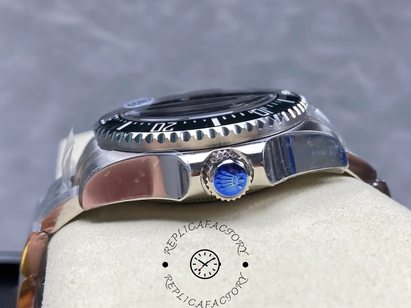 Rolex Deepsea 136660-0006 1:1 Clone 44 Black Dial