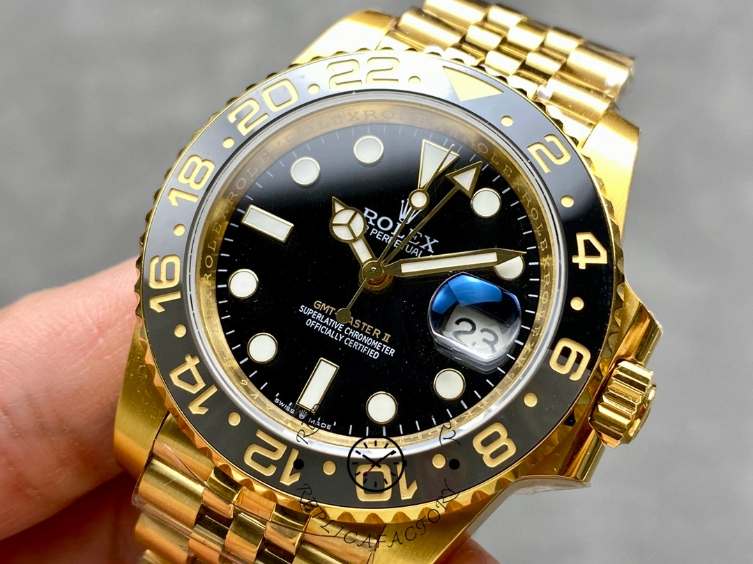 Rolex GMT-Master II m126718grnr 0001, dial macro showing hands, markers, and 24-hour bezel.