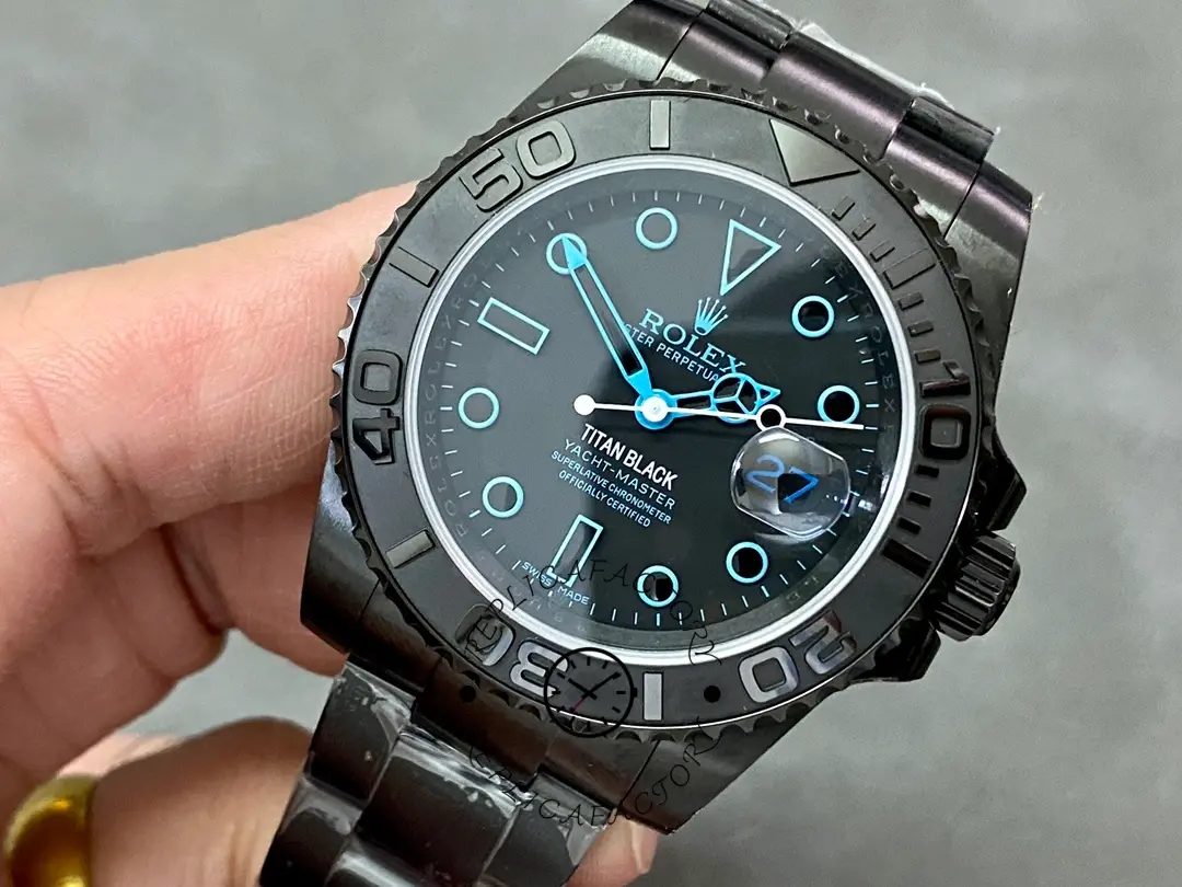 Rolex Yacht-Master 126622-0002, dial close-up highlighting subdials and blue details.