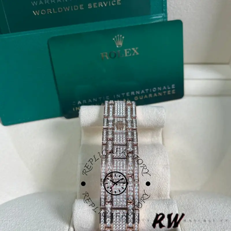 Bracelet clasp view of the Rolex Pearlmaster 86405RBR showing diamond-set links and finish.