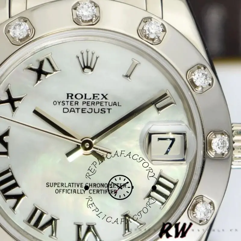 Rolex Pearlmaster 81319, dial close-up showing MOP texture, Roman numerals, and date.