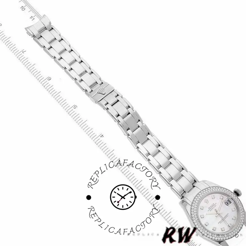 Bracelet measurement view of Rolex Pearlmaster 81339 showing bracelet length on a ruler.