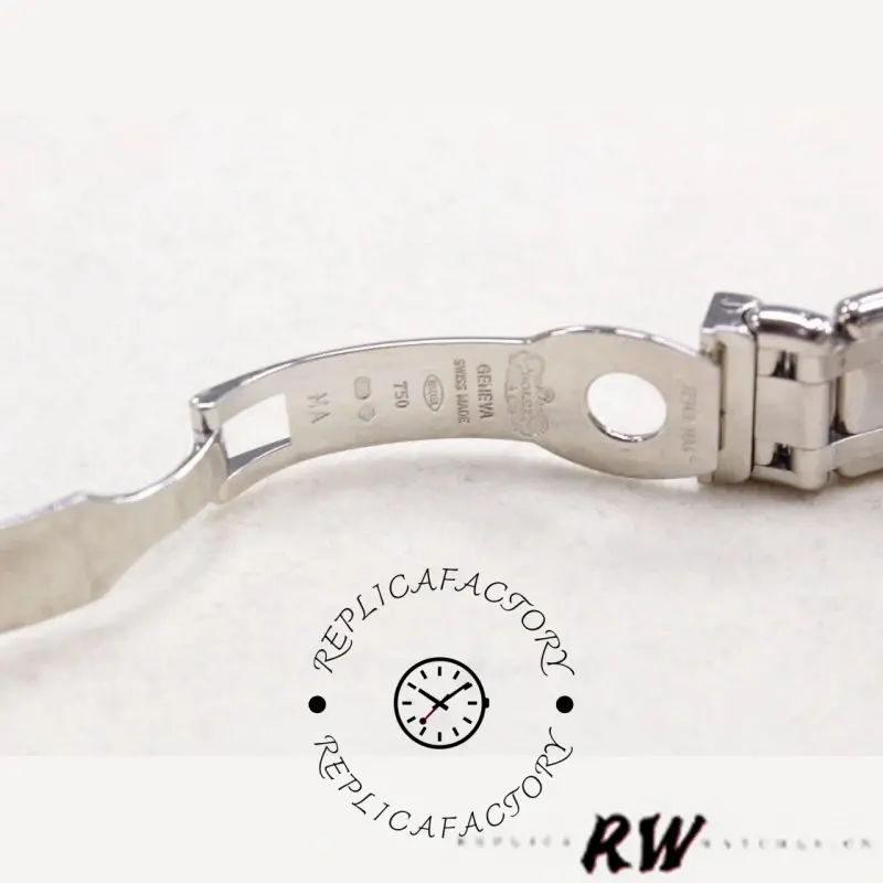 Rolex Pearlmaster 80319, clasp underside view showing folding clasp and adjustment holes.