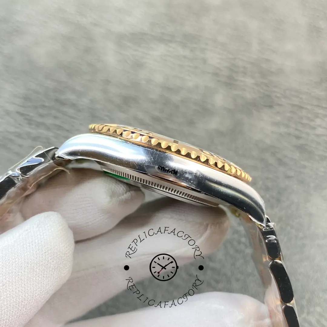 Side view of Rolex Yacht-Master 116621 highlighting bezel teeth and case.