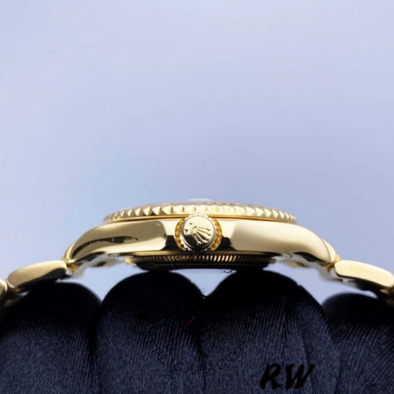 Rolex Yacht-Master 168628, side profile close-up showing case thickness and bezel edge.