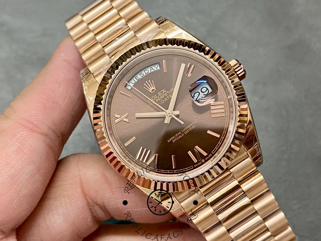 Rolex Day-Date 228235-0002 Chocolate Brown Dial Fluted Bezel 40mm Mens Replica Watch