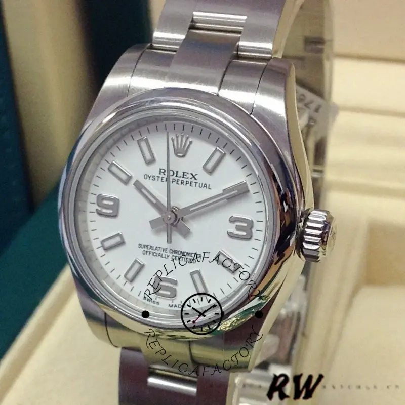 Rolex Oyster Perpetual 176200 Stainless Steel White Dial 26MM Lady Replica Watch