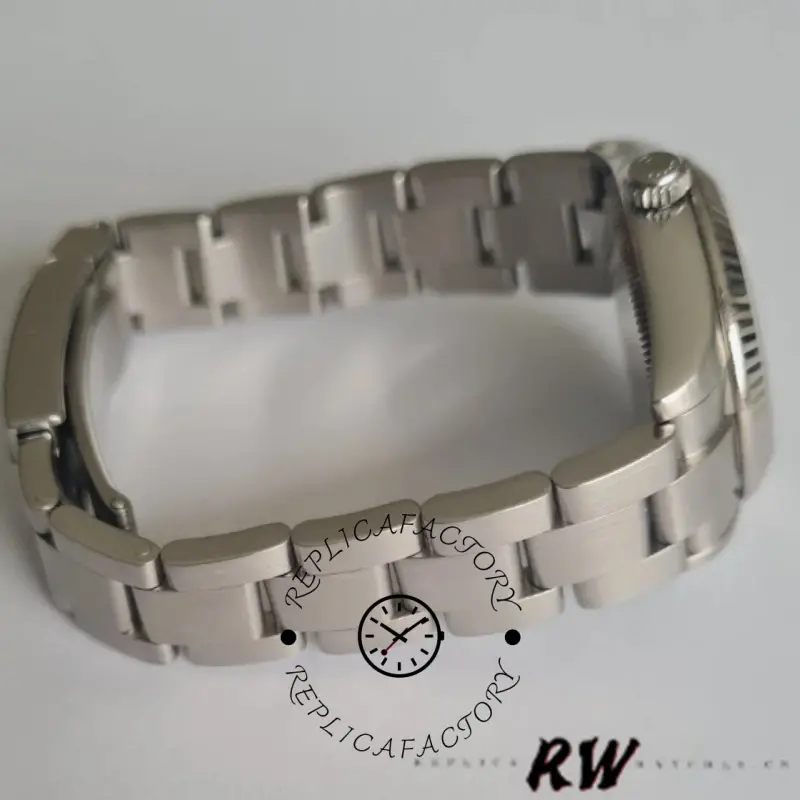 Rolex Oyster Perpetual 176234 bracelet underside, clasp area and link finishing detail.