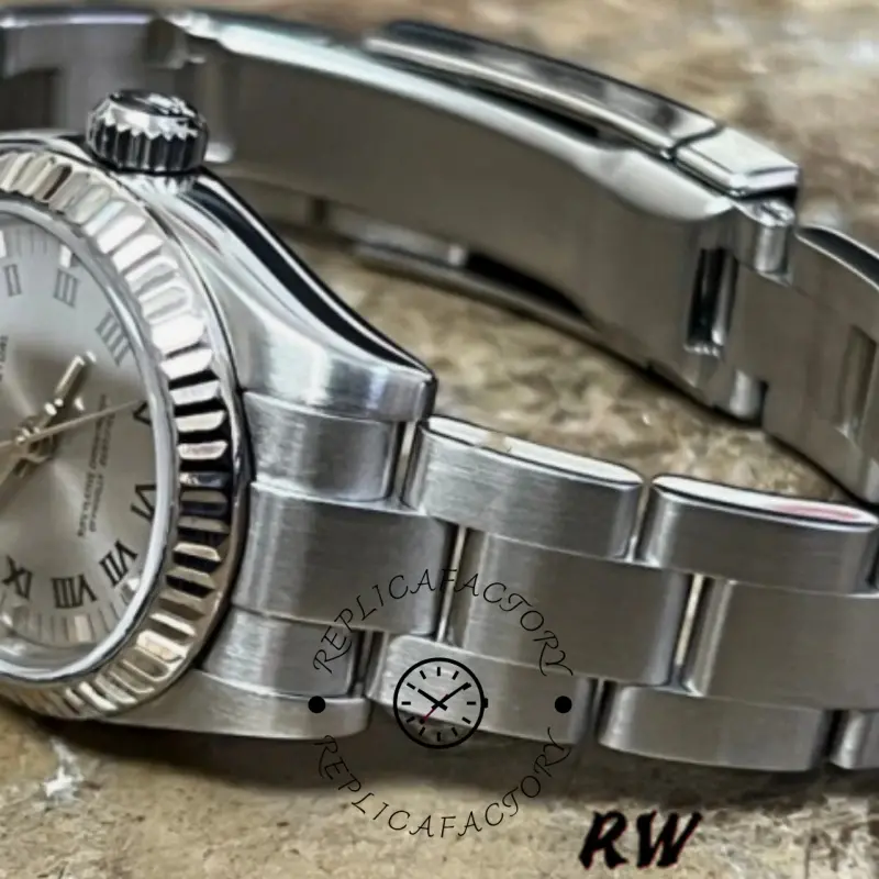 Rolex Oyster Perpetual 176234 bracelet close-up, Oyster links and clasp area detail.