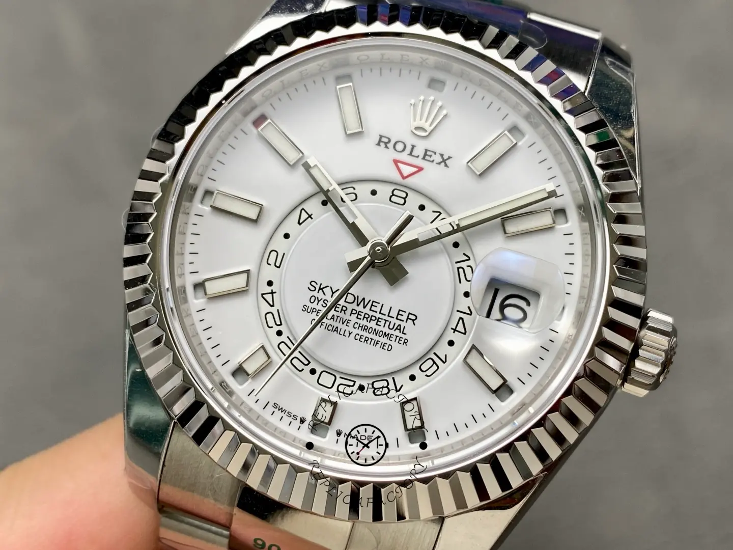 Rolex Sky Dweller 42 Oystersteel White Dial m336934 0003 Men's Watch