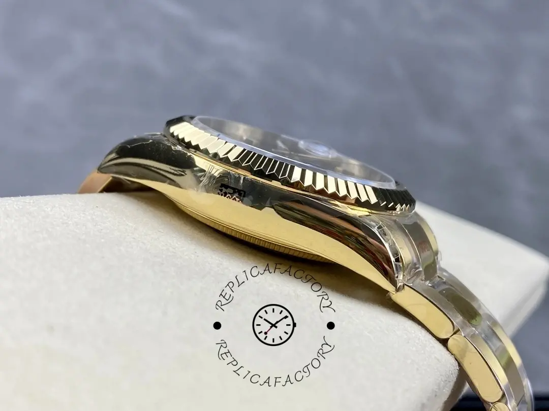 Rolex Sky-Dweller M336938-0002, side profile showing case thickness and fluted bezel.