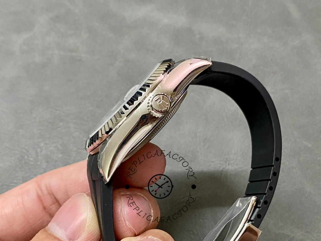 Side profile of the Rolex Sky-Dweller 336239 showing case thickness and crown side.