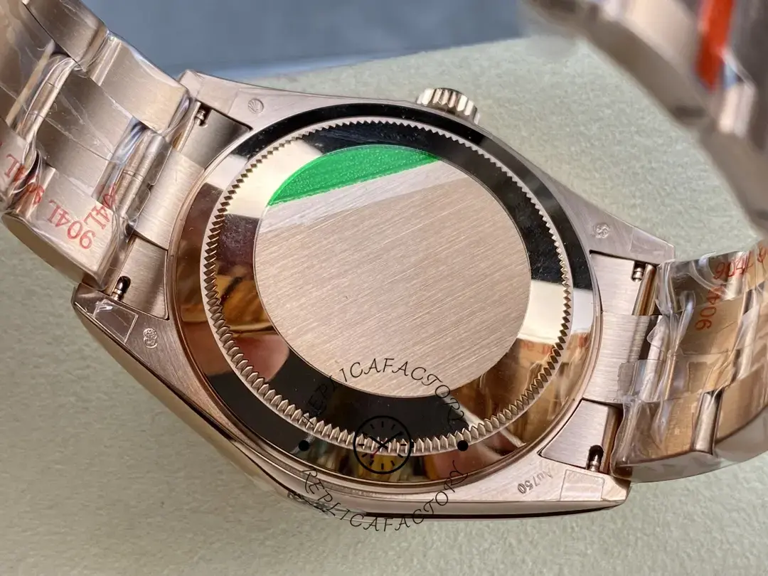 Rolex Sky-Dweller m336935 0004 case back view, solid rose gold back.