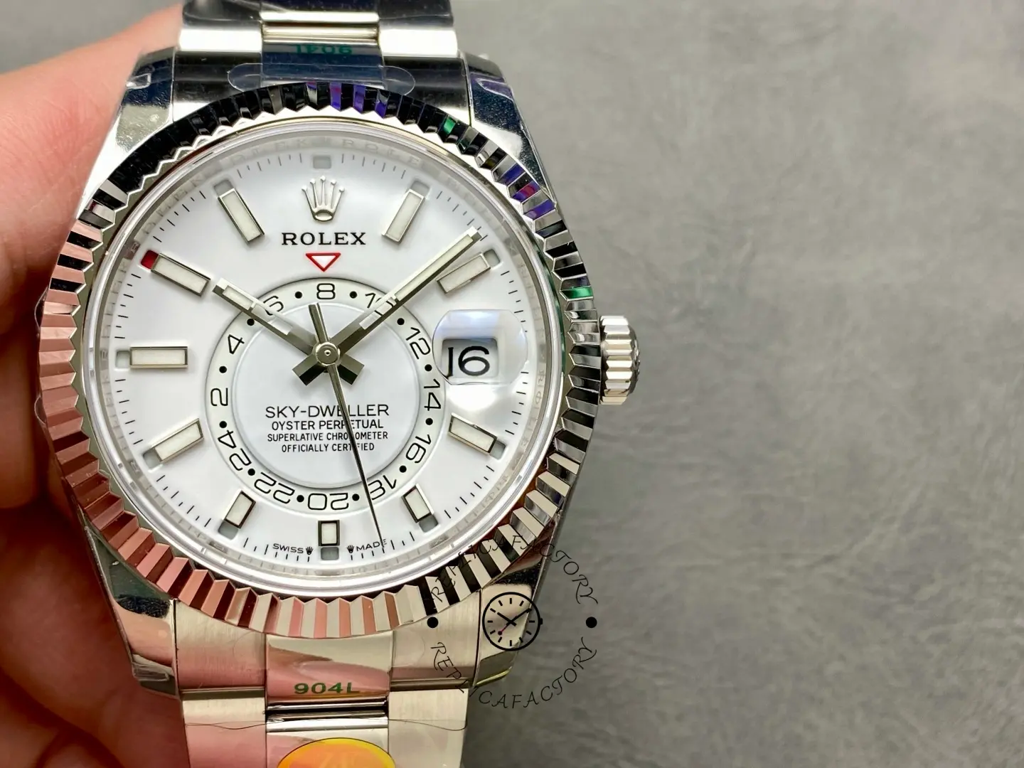 Rolex Sky Dweller 42 Oystersteel White Dial m336934 0003 Men's Watch