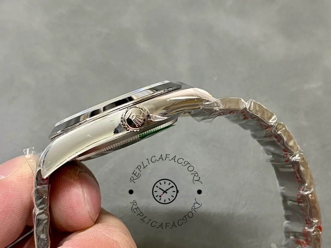 Rolex Oyster Perpetual 177200 Black Arabic Dial Domed Bezel 31mm Lady Replica Watch