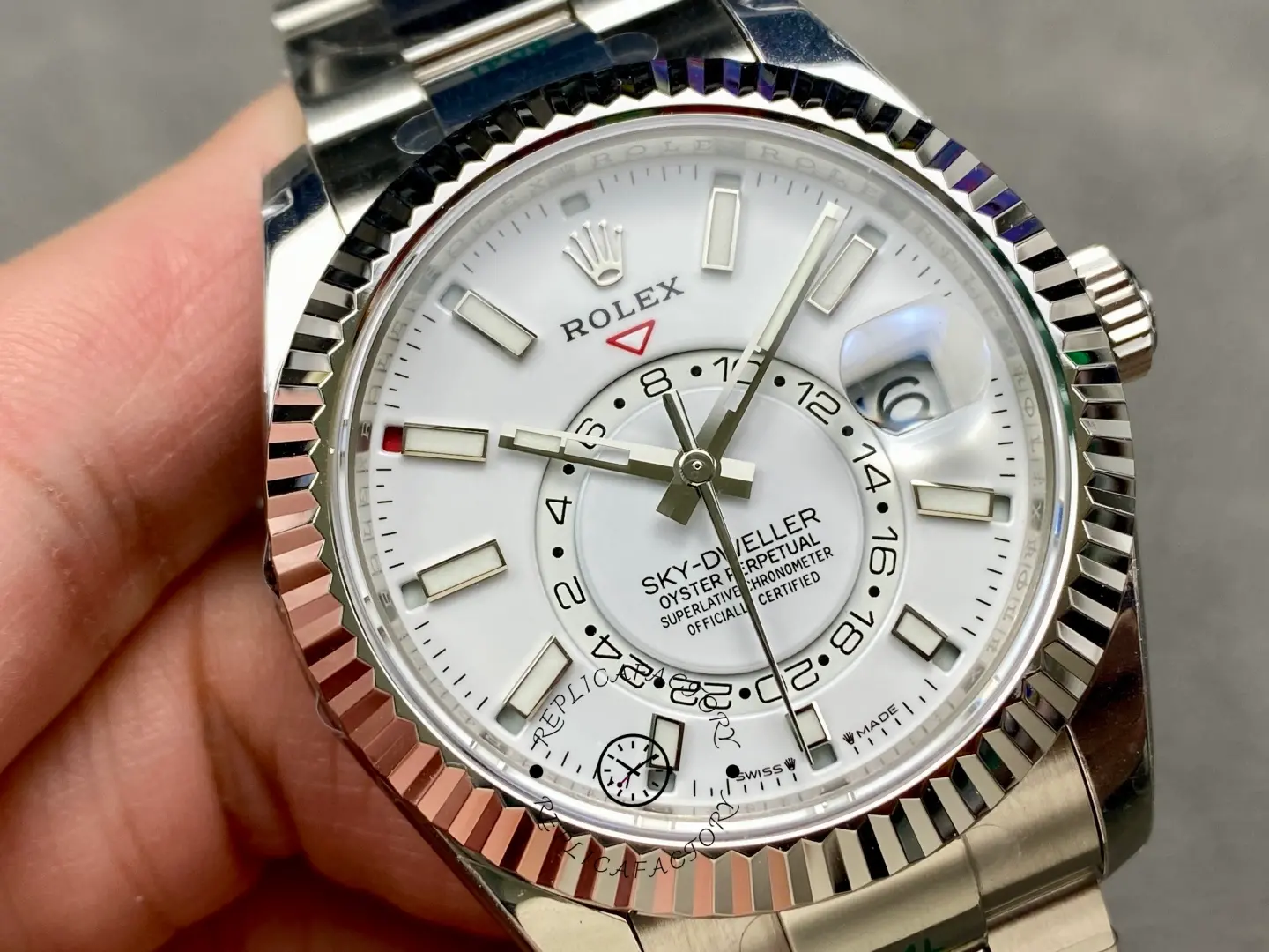 Rolex Sky Dweller 42 Oystersteel White Dial m336934 0003 Men's Watch