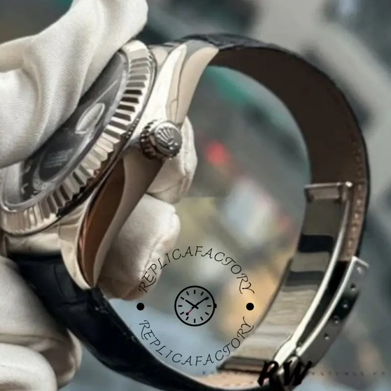 Rolex Sky-Dweller 326139, side profile showing case thickness and crown detail.