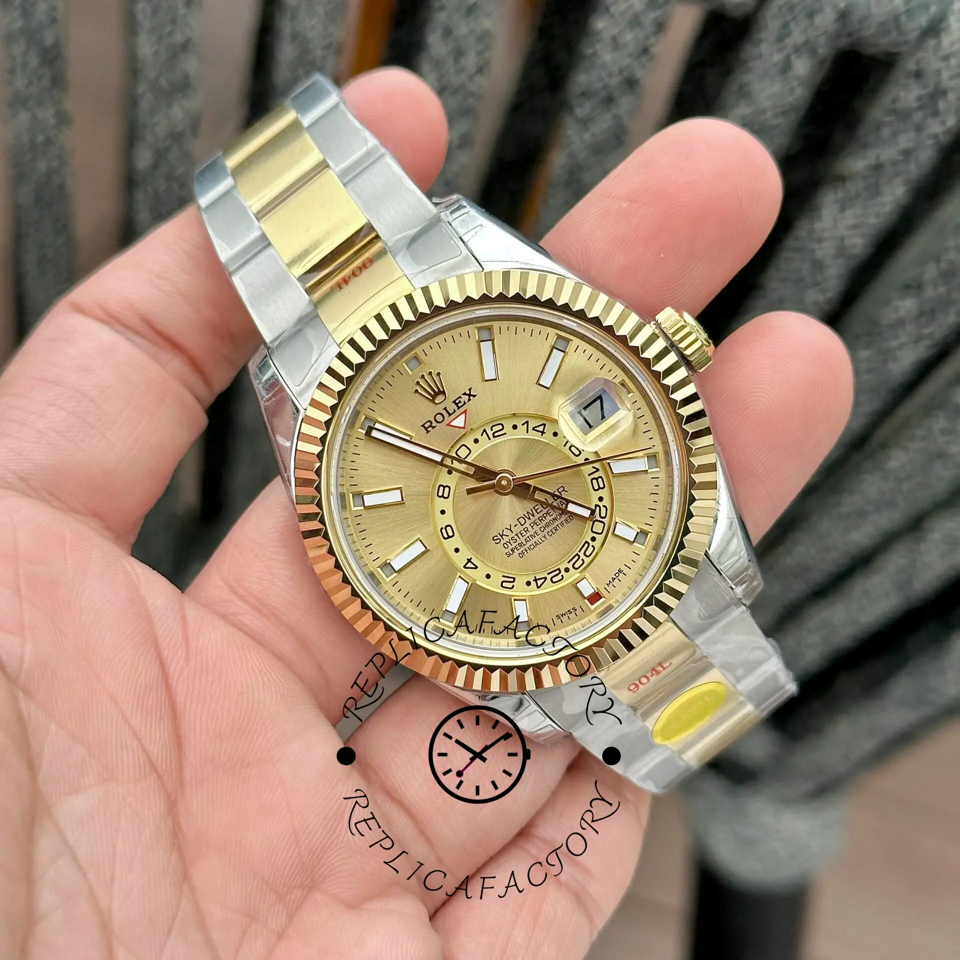 Rolex Sky Dweller Champagne Dial Yellow Gold 336933 0001 42mm