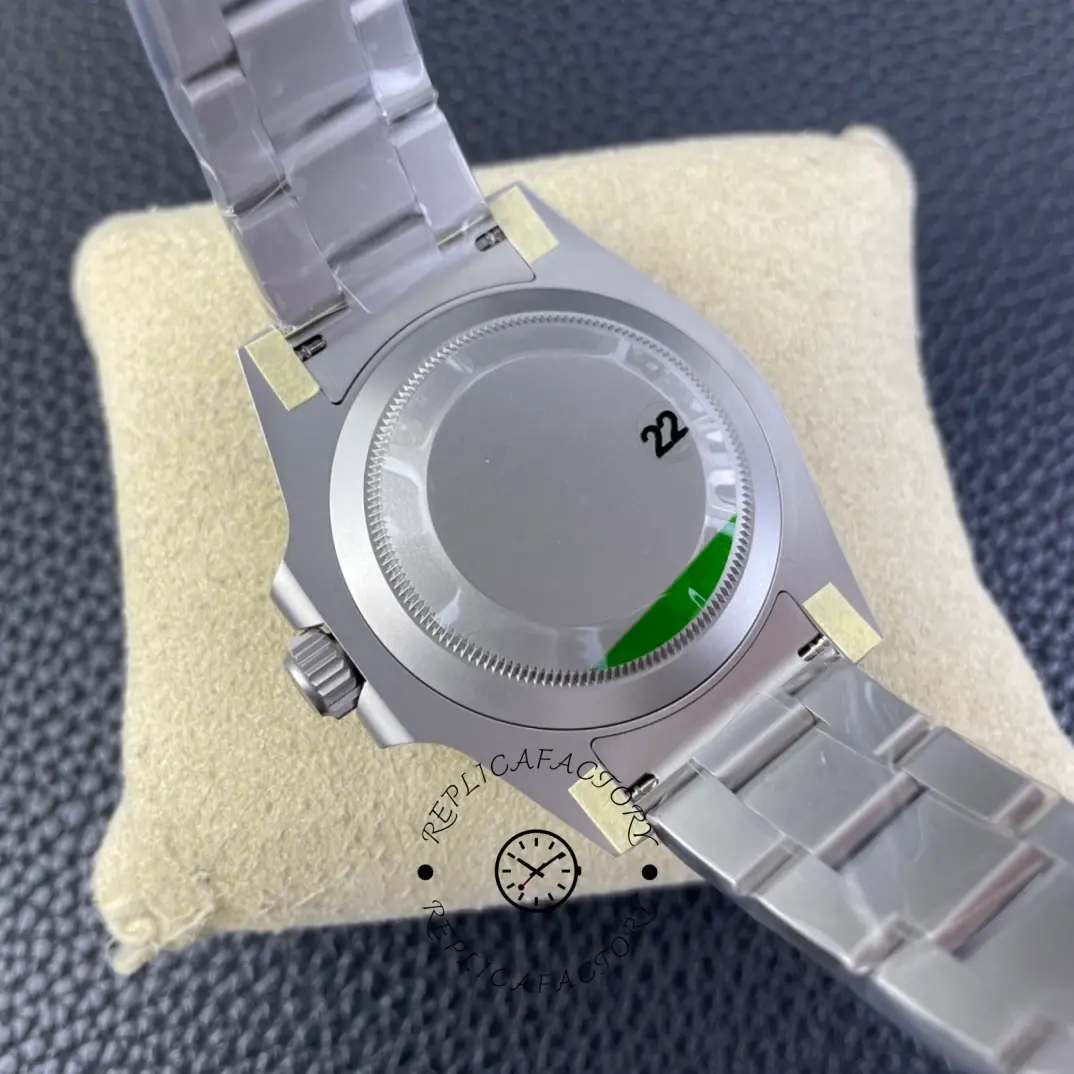 Caseback view of Rolex Submariner DIWF 116610 showing solid back and end links.