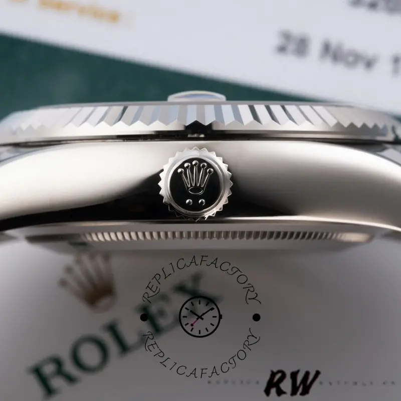 Rolex Sky-Dweller 326939 Fluted Bezel Ivory Dial 42MM Mens Replica Watch