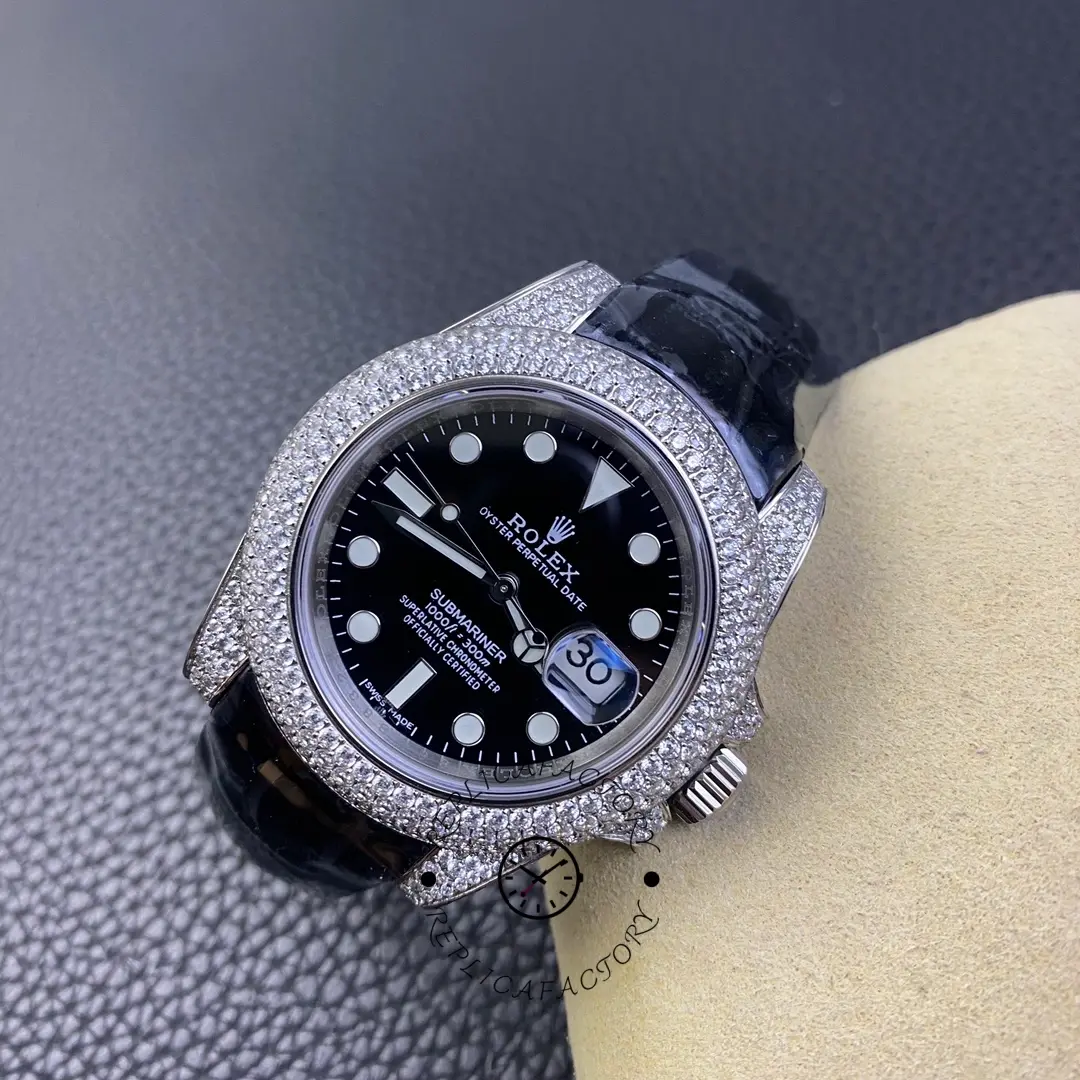 Rolex Submariner 116610, detailed front view showing black dial markers.