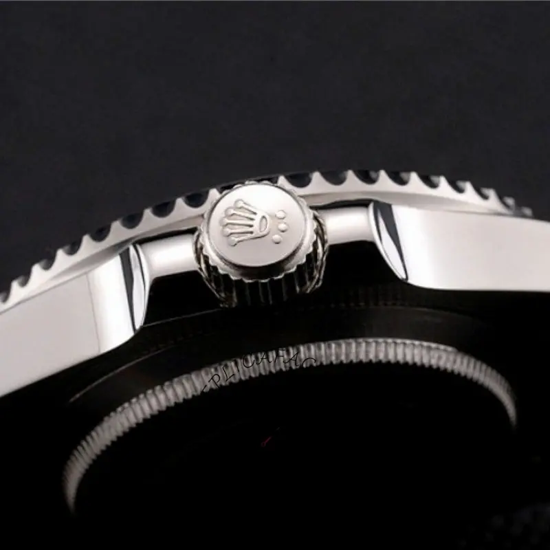 Rolex Submariner PR16233NBB, side profile showing crown and case thickness.