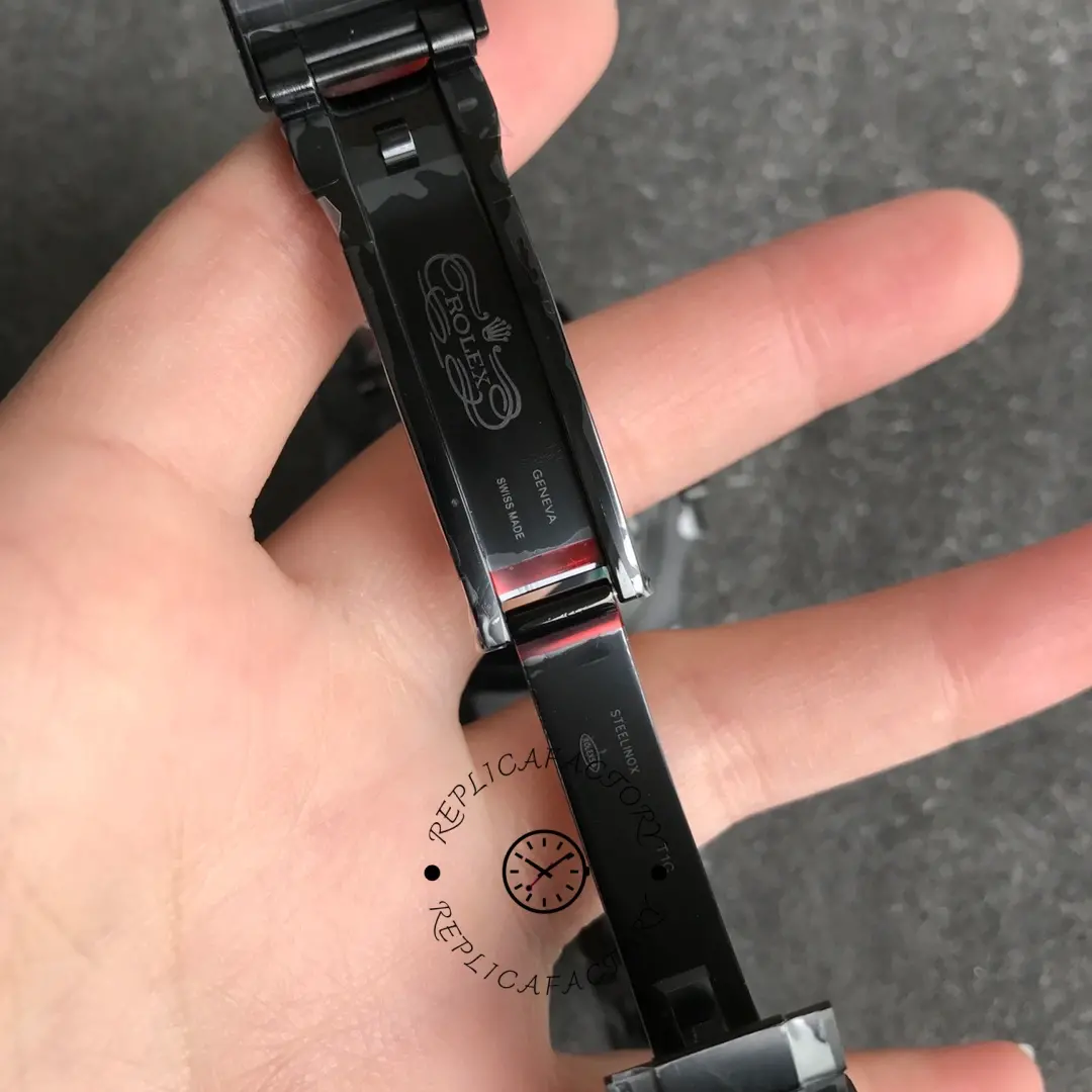 Rolex Submariner Blaken Black PVD/DLC Coated Stainless Steel 40mm 116610LN