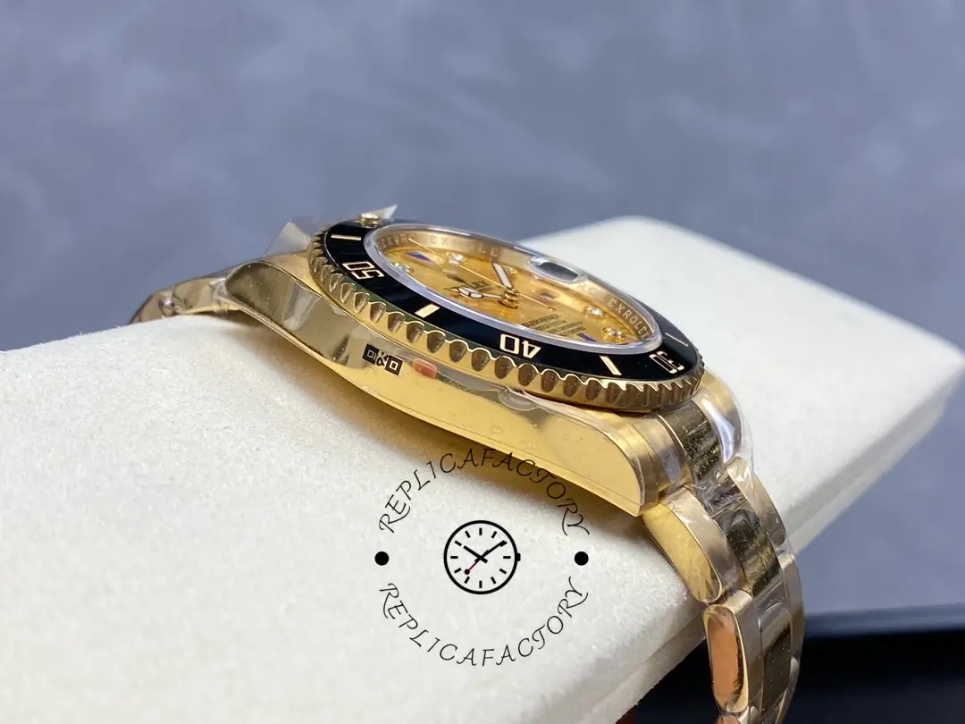 Rolex Submariner 40 18k Champagne Diamond Dial Black Bezel 16613T Gold Watch