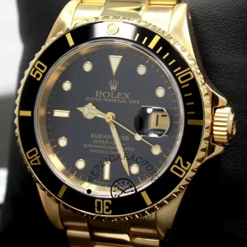Rolex Submariner 16618, dial close-up showing black bezel, gold markers, and hands.