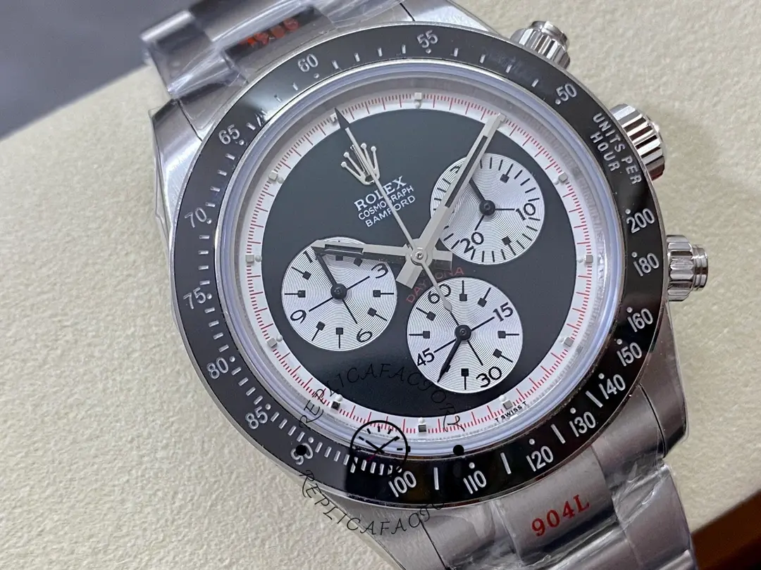 Angled close-up of Rolex Daytona 116520 showing case profile and chronograph pushers.