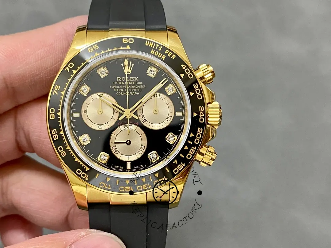 Rolex Cosmograph Daytona 40 Yellow Gold Balck Rubber m126518ln 0006