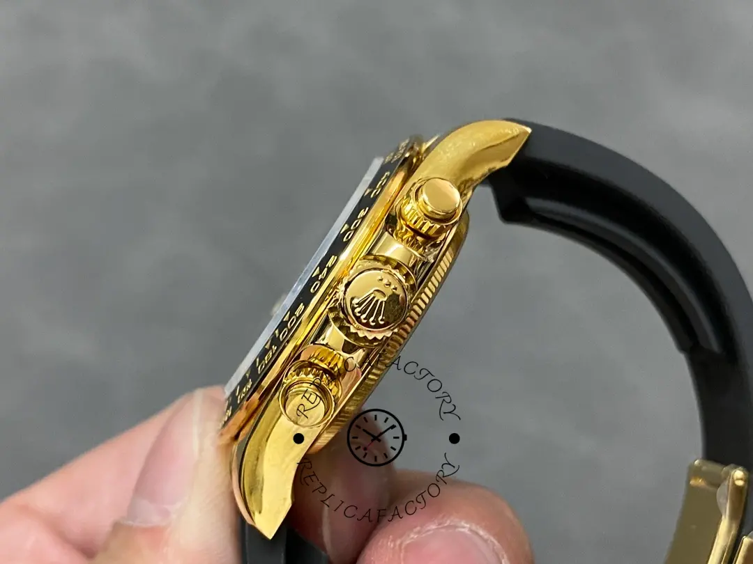 Rolex Cosmograph Daytona 40 Yellow Gold Balck Rubber m126518ln 0006