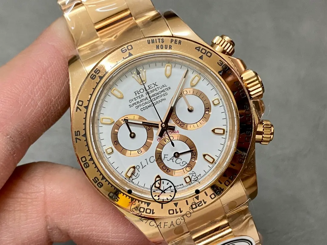 Rolex Daytona 126508, angled front view highlighting bezel, lugs, and rose gold bracelet links.