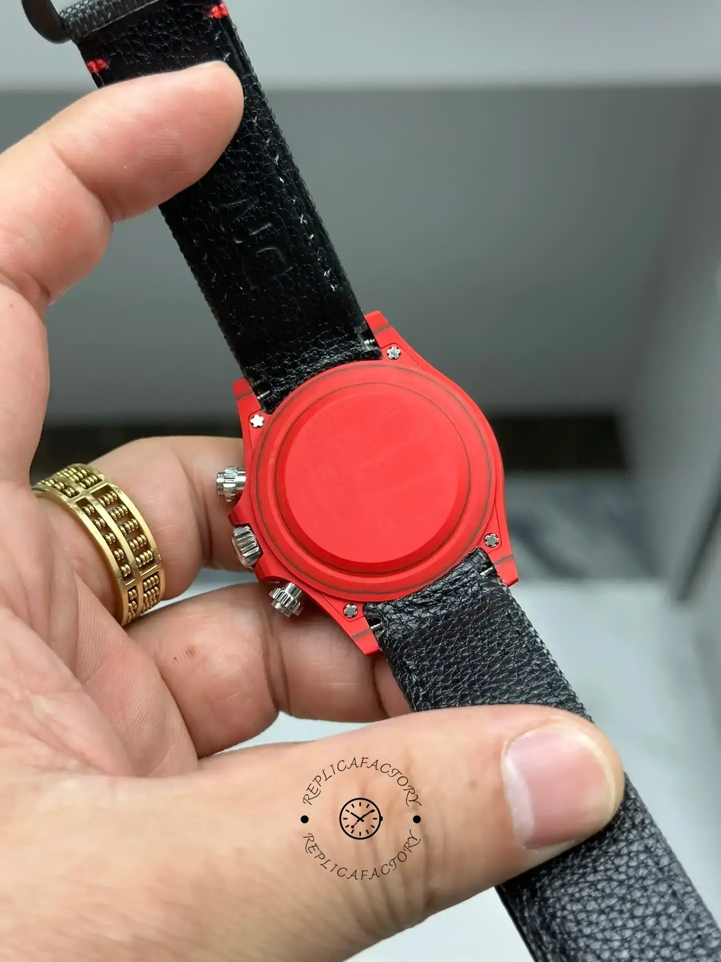 Rolex Daytona Diw Customised Oyster Red Quartz Carbon Fiber 40mm