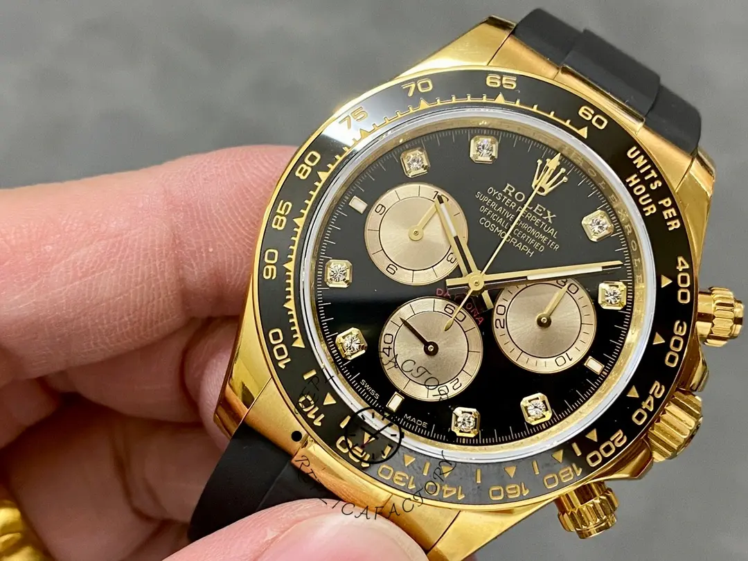 Rolex Cosmograph Daytona 40 Yellow Gold Balck Rubber m126518ln 0006