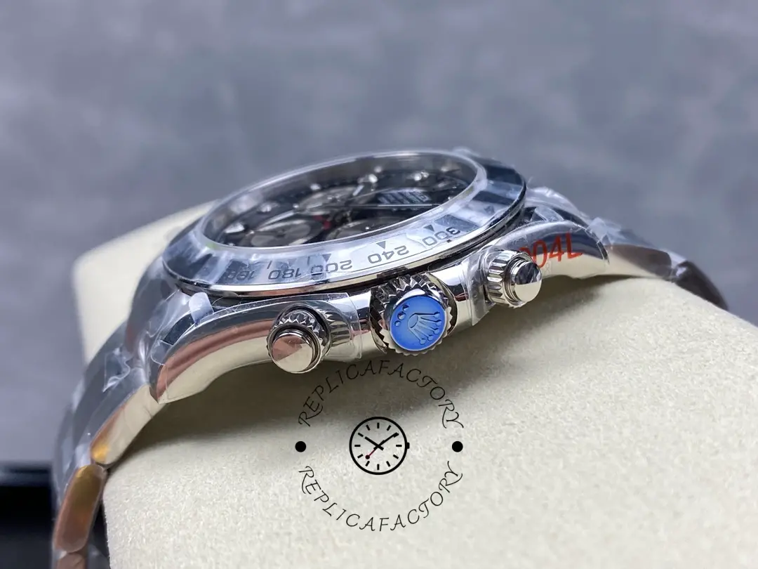 Case-side close-up of Rolex Cosmograph Daytona 126509-0002 showing pushers and side polishing.