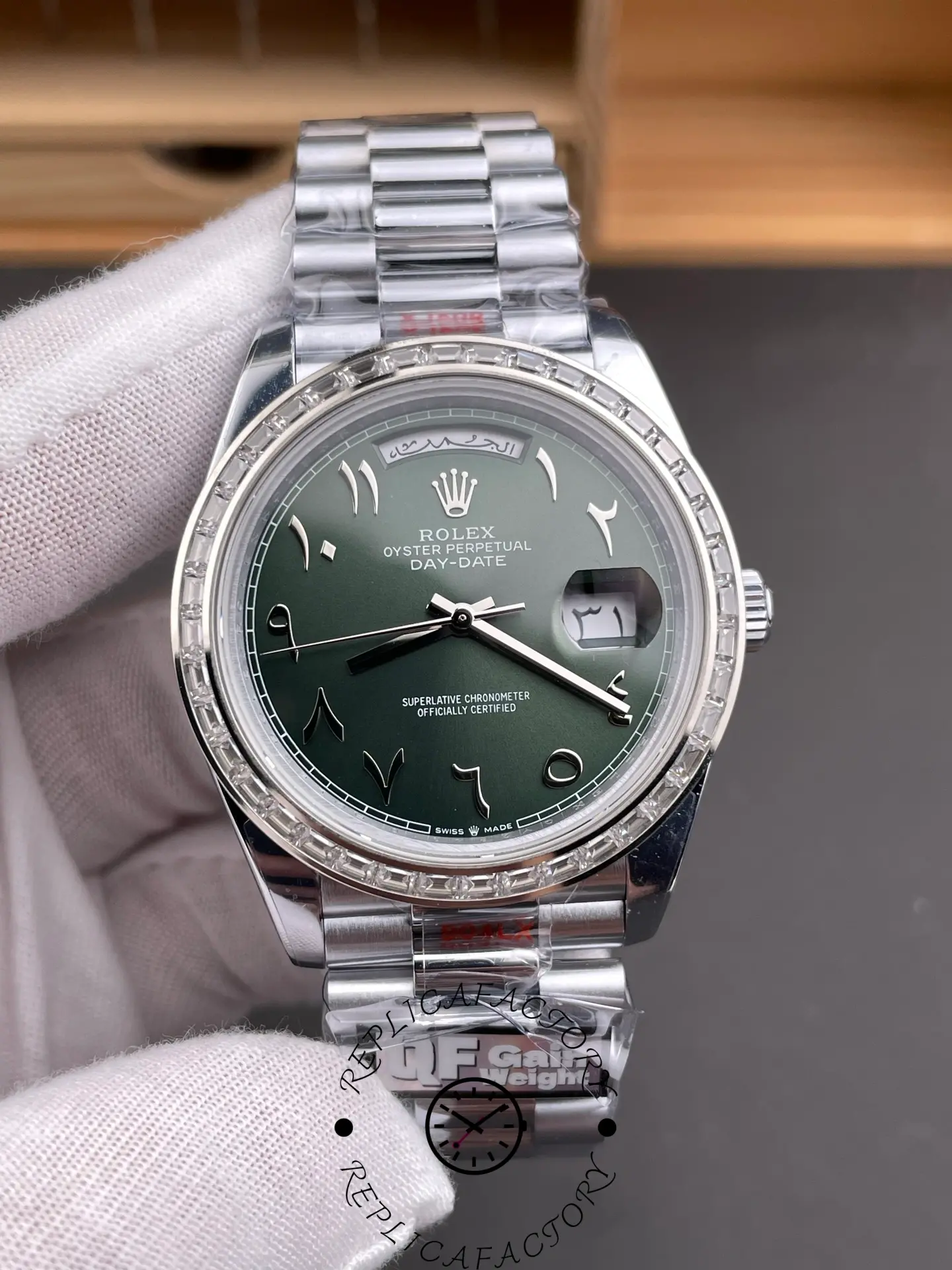 Rolex Day-Date 40 Platinum Arabic Numerals Green with Diamonds 228396tbr
