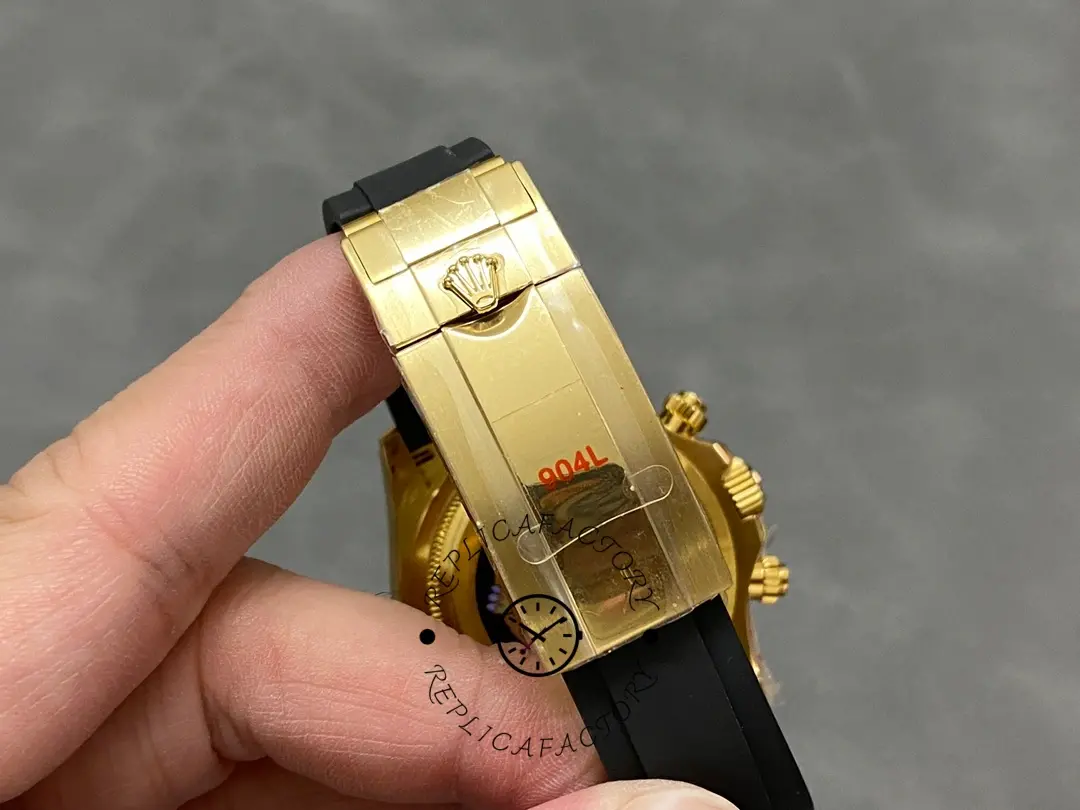 Rolex Daytona 126518LN strap close-up, Oysterflex curve and fit detail.