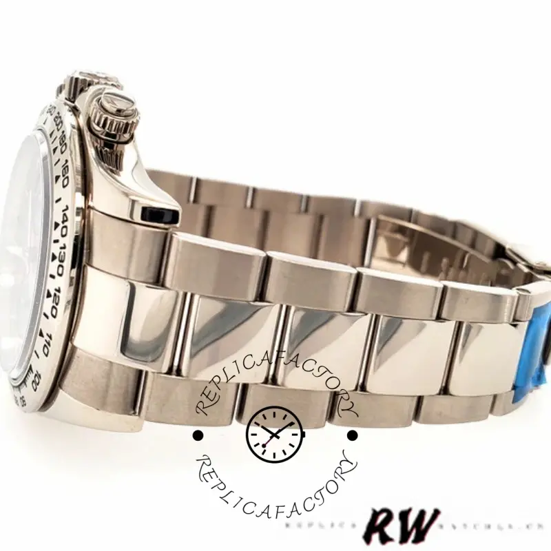 Rolex Daytona 116509 side view, Oyster bracelet links and clasp profile shown.