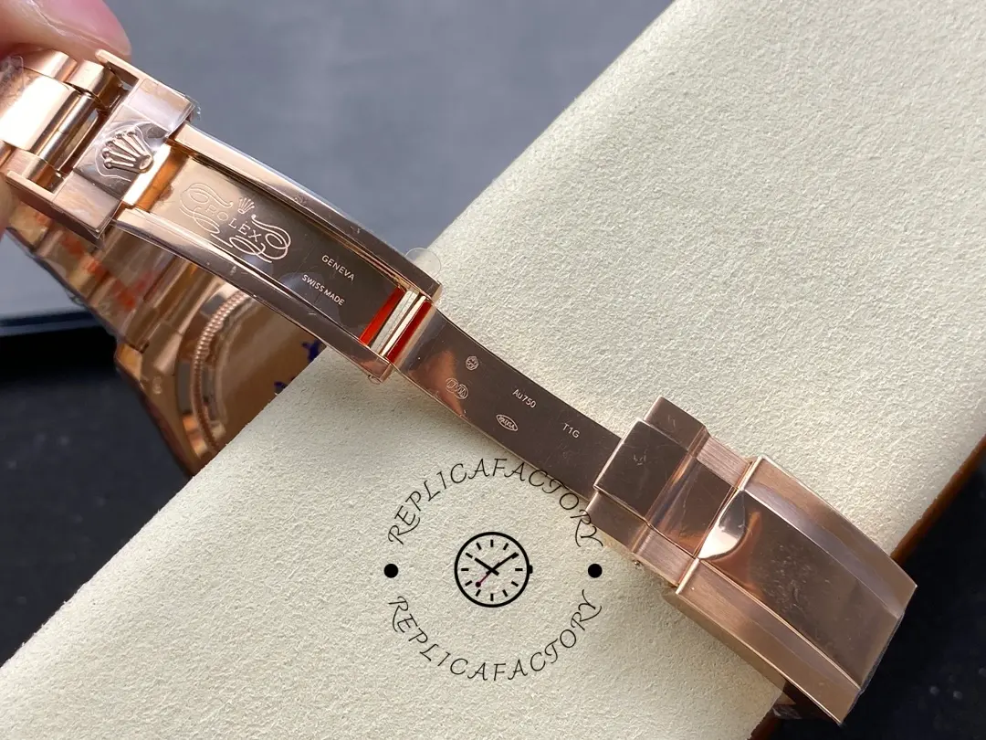 Replica Rolex Daytona 126505