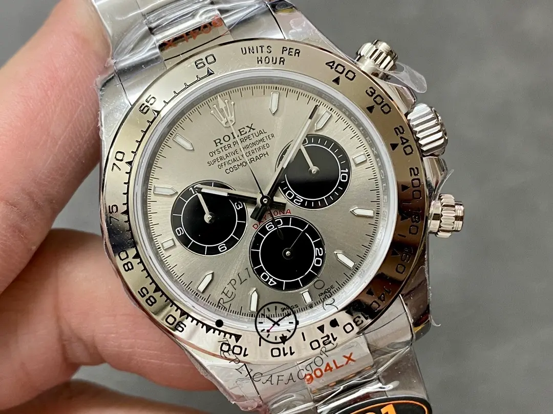 Rolex Cosmograph Daytona 116509 Silver Index Dial 40MM Mens Replica Watch