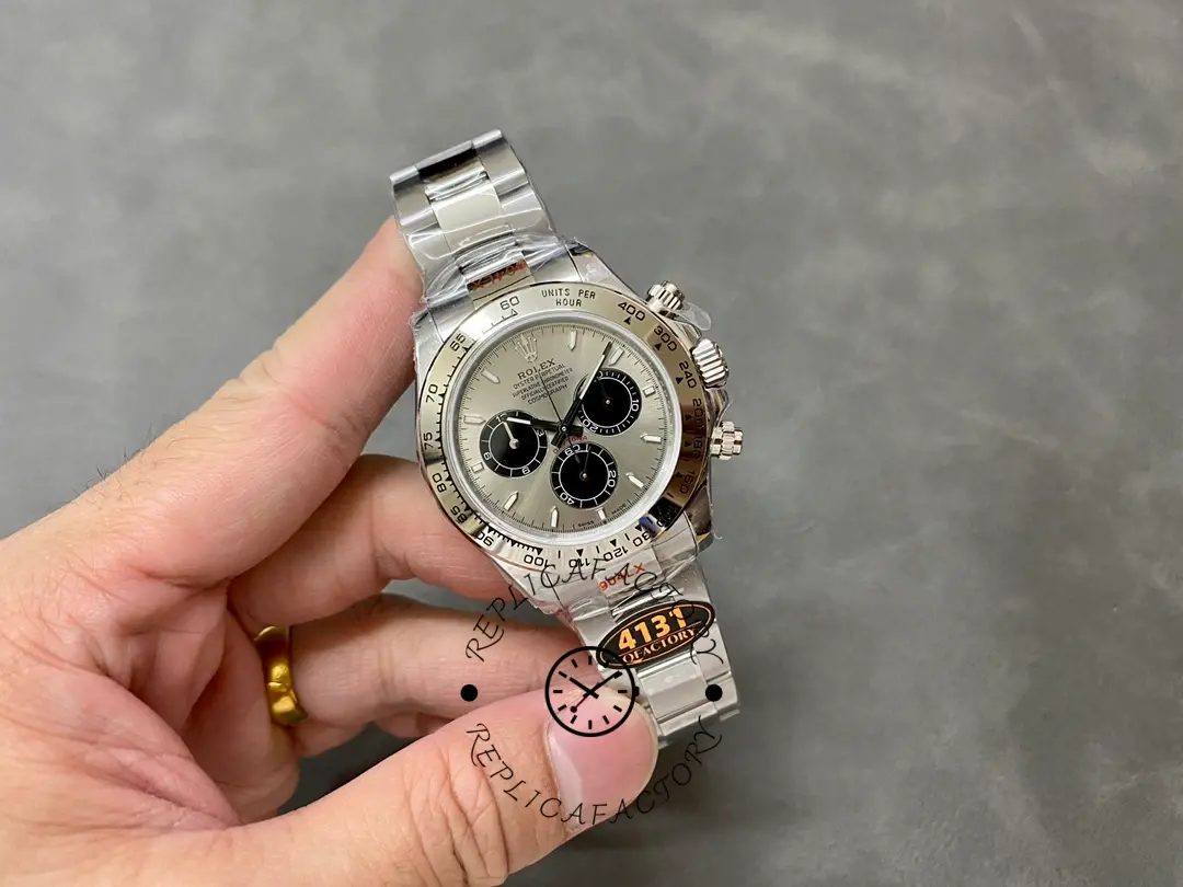 Rolex Cosmograph Daytona 116509 Silver Index Dial 40MM Mens Replica Watch