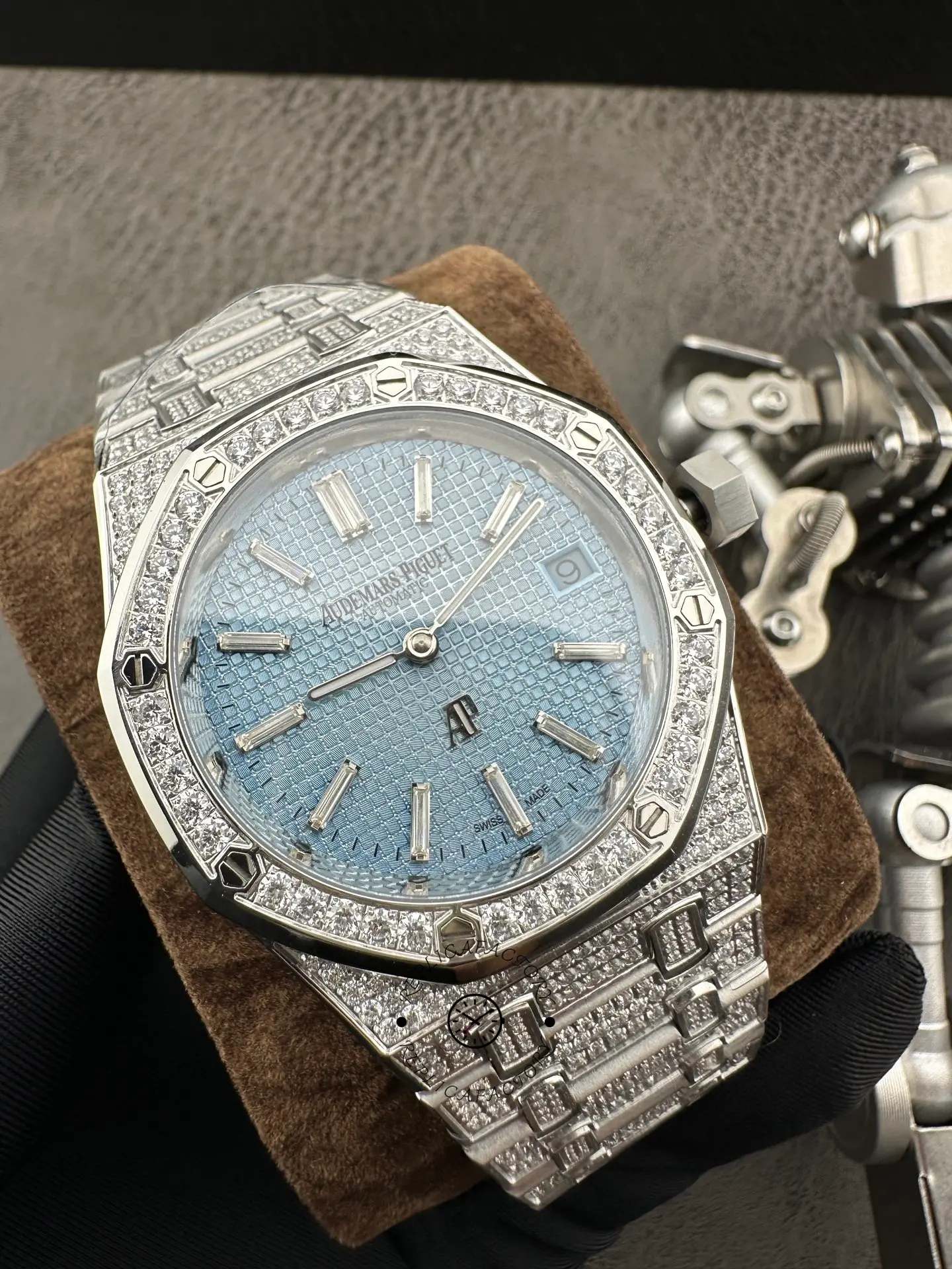 AP Royal Oak Offshore 15202BC.ZZ.1241BC.02 Replica 39 Ice Blue Dial