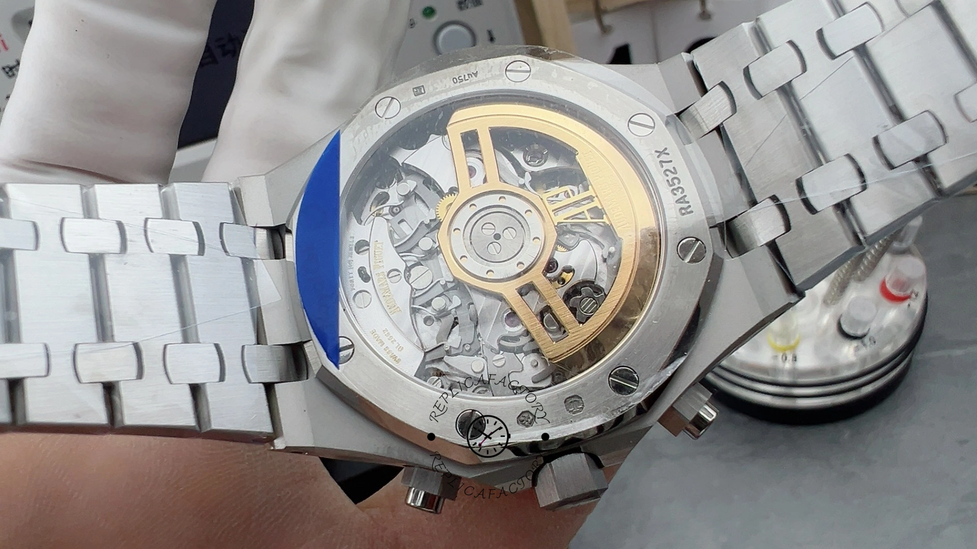 AP Replica Royal Oak Chronograph 26240BC.GG.1324BC.02 Blue Dial