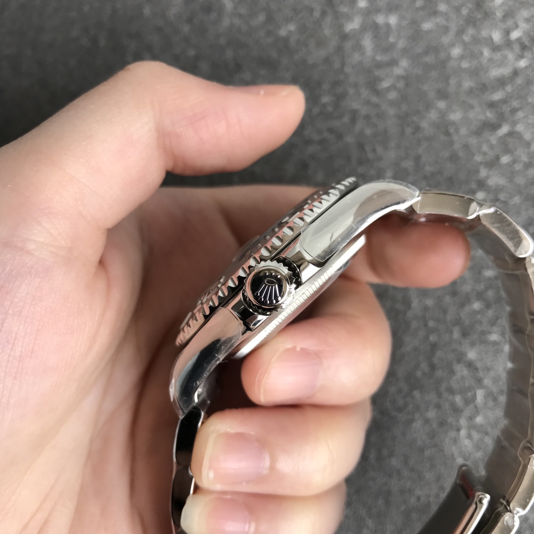 Rolex Yachtmaster 168622 Platinum Stainless Steel Silver Dial 35mm Unisex Replica Watch