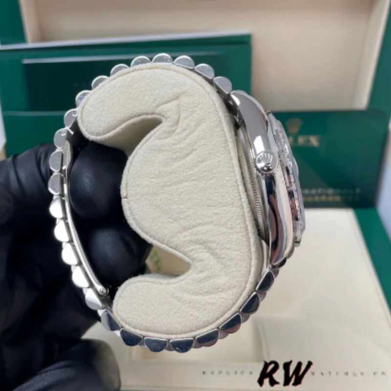 Rolex Day-Date 128349RBR 0010 Blue Ombre Dial Diamond Bezel 36MM Unisex Replica Watch