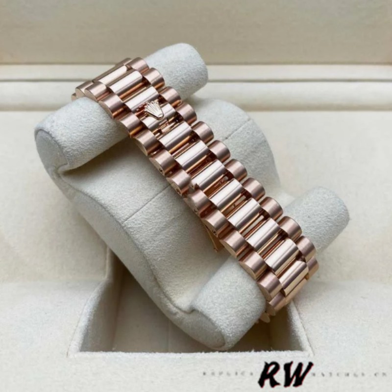 Rolex Day-Date 218235 Black Roman Numerals Dial Rose Gold 41MM Mens Replica Watch