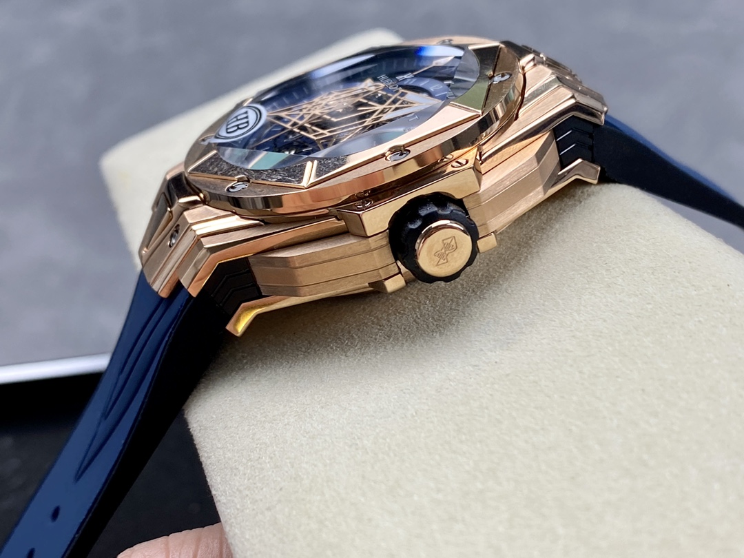 Hublot Big Bang Sang Bleu II King 418.OX.5108.RX.MXM20